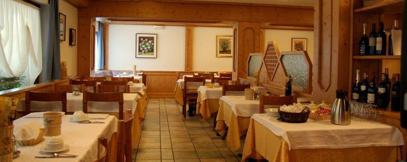 Hotel Belvedere Панкия Екстериор снимка