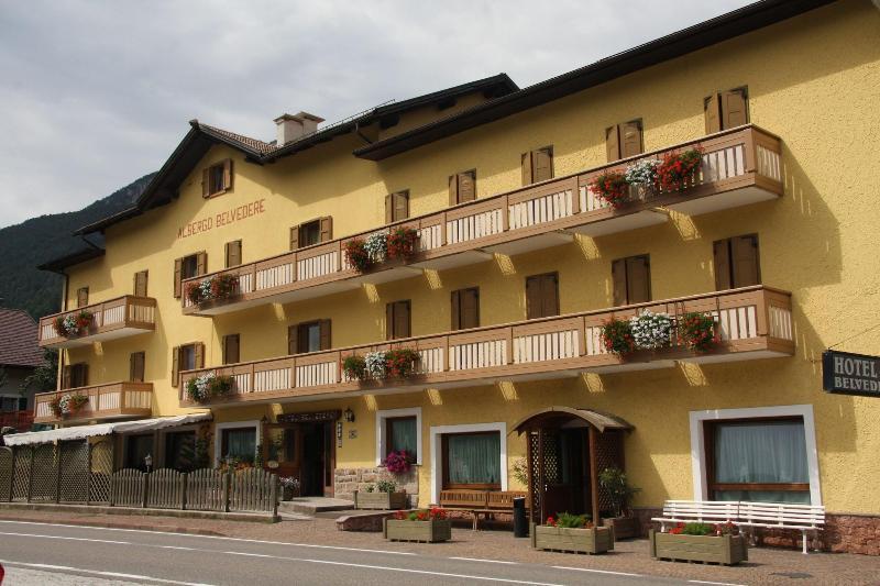 Hotel Belvedere Панкия Екстериор снимка